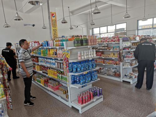 我區(qū)開展食品安全專項(xiàng)檢查，推動(dòng)經(jīng)營管理服務(wù)再升級(jí)